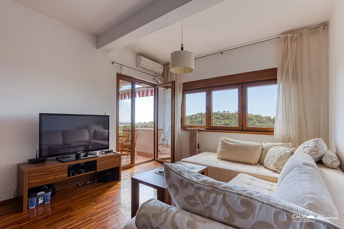 Cozy One-Bedroom Apartment with Sea View — Petrovac, 44 m²
